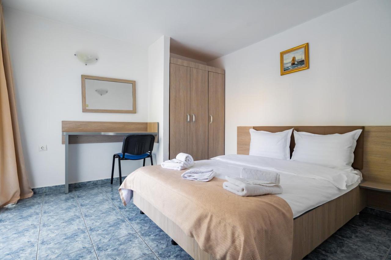 Complex Paloma Coral Hotel Mamaia Buitenkant foto