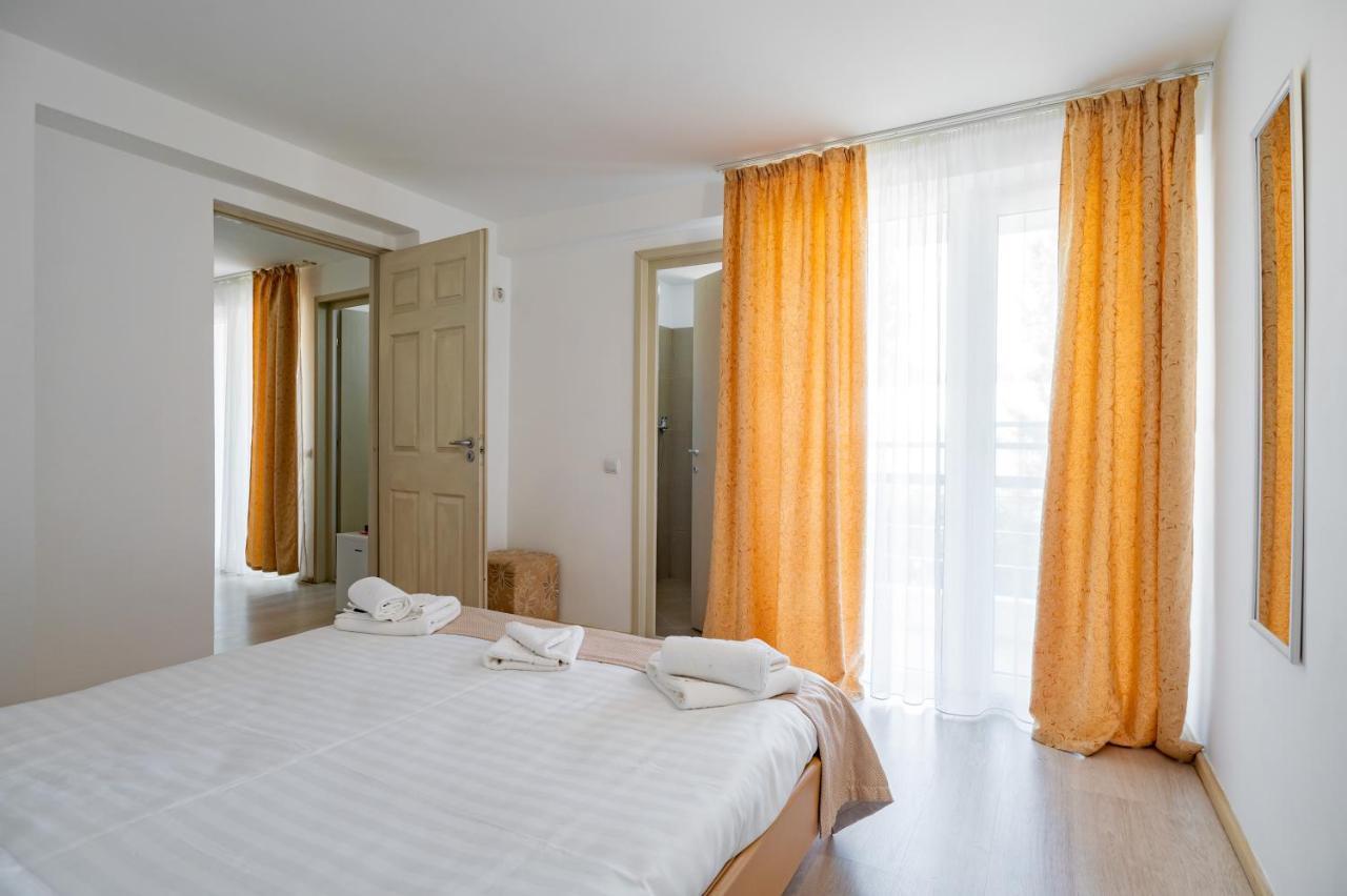 Complex Paloma Coral Hotel Mamaia Buitenkant foto