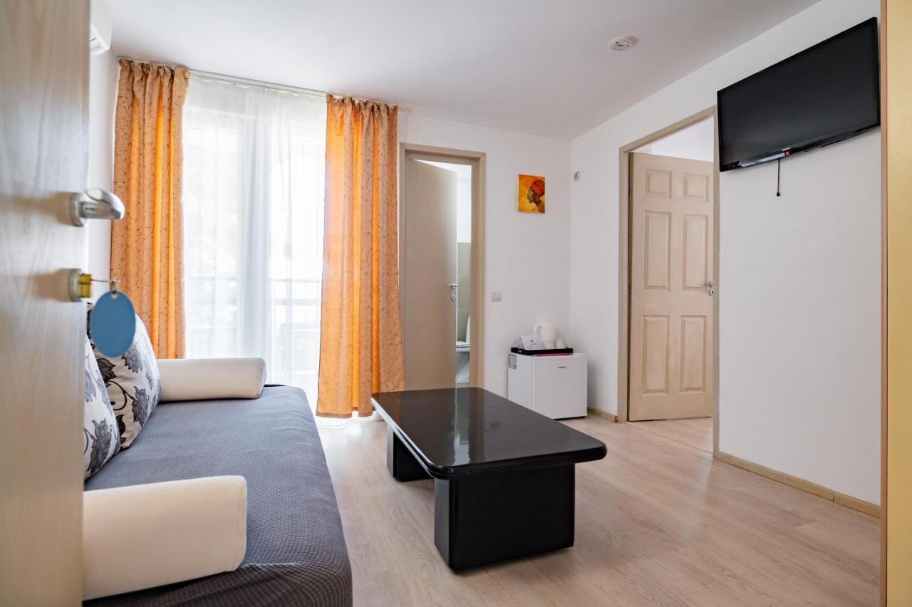 Complex Paloma Coral Hotel Mamaia Buitenkant foto