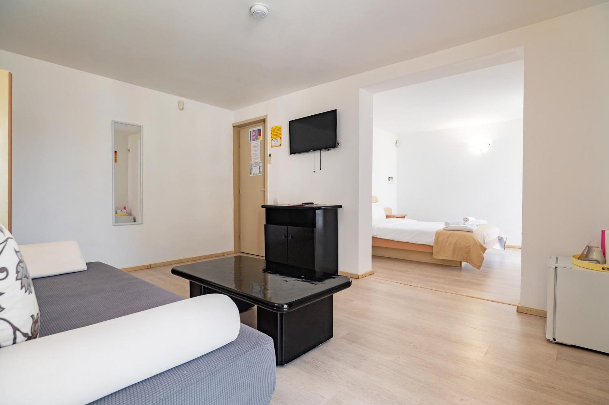 Complex Paloma Coral Hotel Mamaia Buitenkant foto